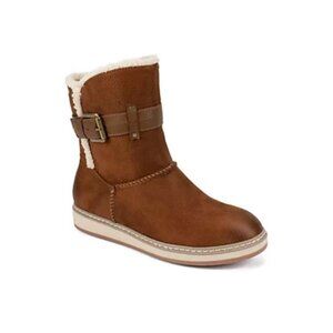 White Mountain women’s Sherpa lined winter boots size 11